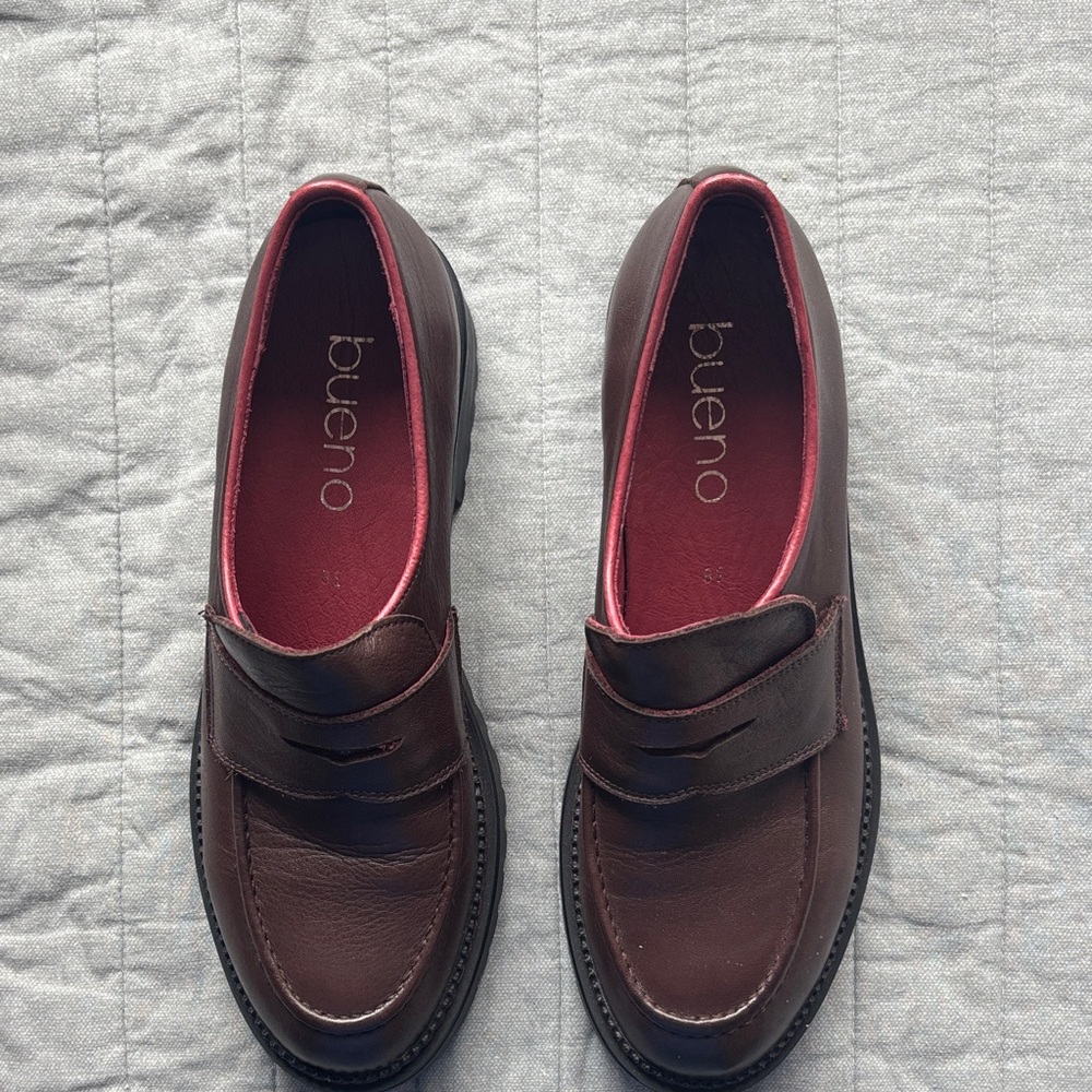 Bueno Burgundy Leather Women's Penny Loafers